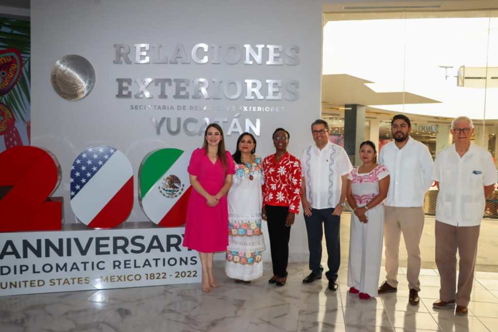 #Yucatan Con exposición fotográfica celebran 200 años de relación México-Estados Unidos 