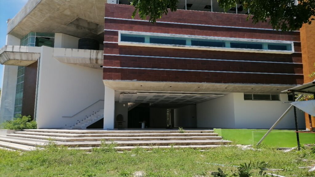 #Carmen Desaparecidos 71 millones de pesos en recursos a la Unacar:&nbsp;Rodríguez