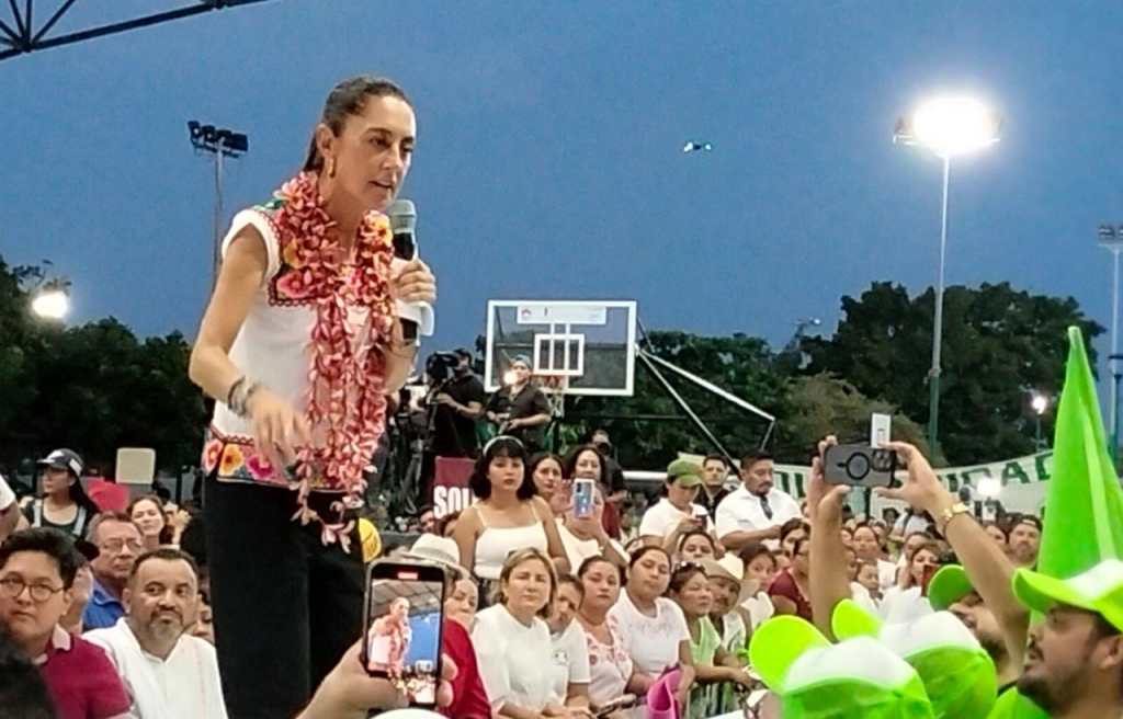 #QuintanaRoo Se “vuelcan” simpatizantes de #Sheinbaum en el #ToroValenzuela de&nbsp;#Cancún