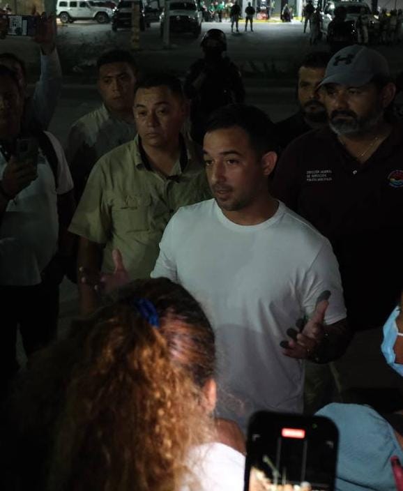 #QuintanaRoo Se prolonga bloqueo al #ArcoVial de #Cancún en rechazo a reapertura de antiguo&nbsp;relleno