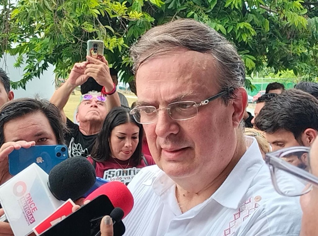 #QuintanaRoo Afirma #MarceloEbrard, desde #Cancún, que el agua sea pública, al pronunciarse en contra de&nbsp;#Aguakan