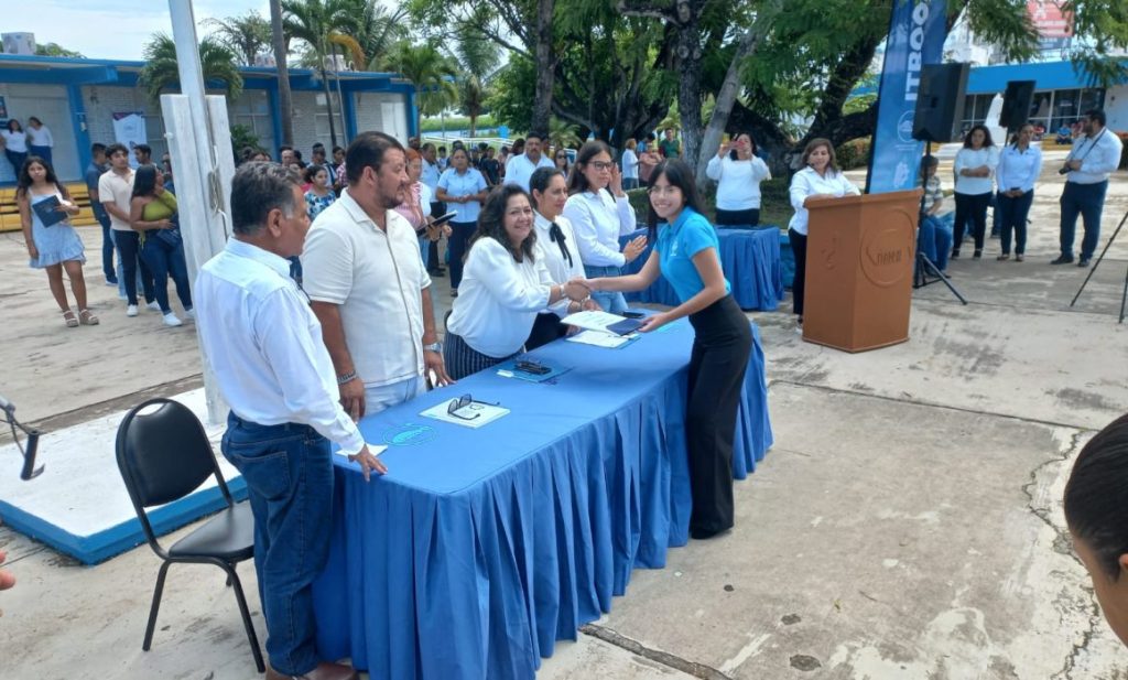 #Veracruz Dan bienvenida a alumnos de&nbsp;ITBoca