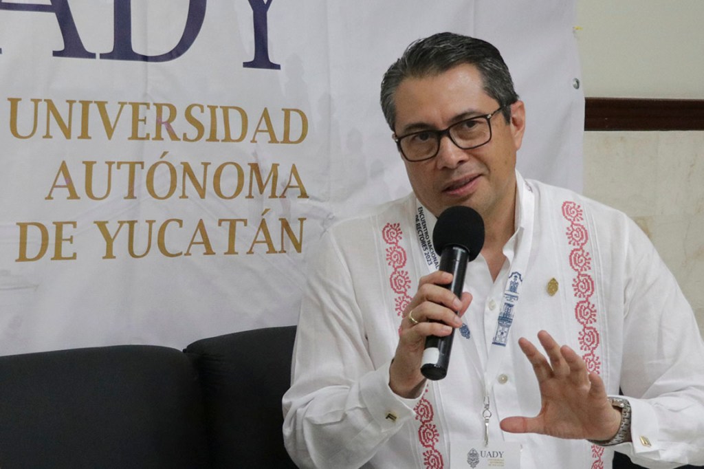 #Yucatán #UADY forma estudiantes competitivos para el campo laboral, #CarlosEstradaPinto 
