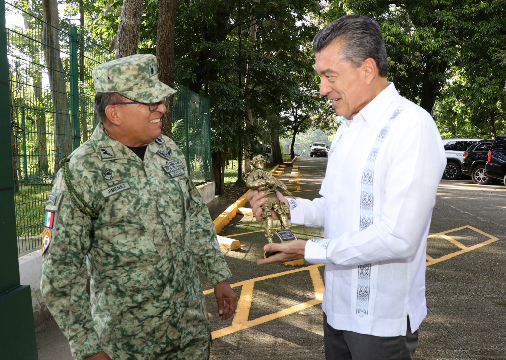 #Chiapas Junto a la Federación brindamos ayuda humanitaria a personas desplazadas, destaca #RutilioEscandón