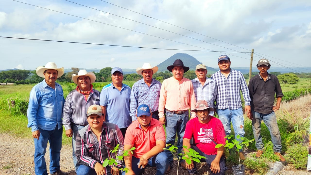 #Chiapas Agradece #MoguelPalacios a pobladores de #VenustianoCarranza por sumarse al proyecto Corredor #LaPrimaveraYax’chén