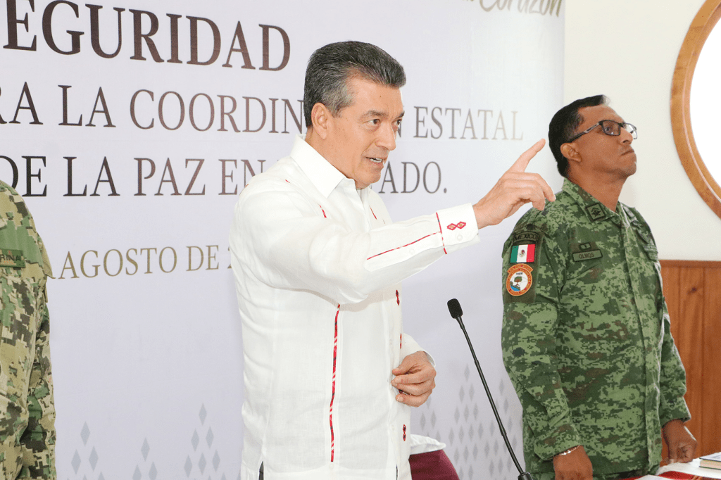 #Chiapas hay finanzas sanas, mayor crecimiento económico y disminución de la pobreza: #RutilioEscandón