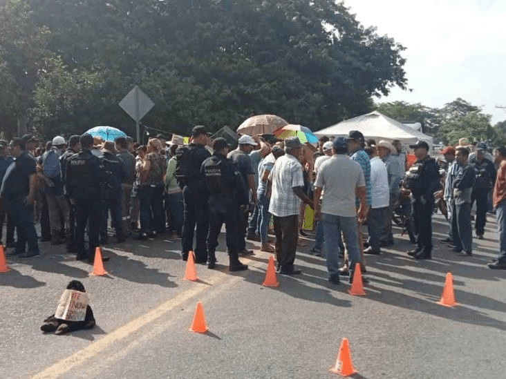 #Veracruz Liberan carretera Veracruz – Xalapa tras 24 horas de&nbsp;bloqueo