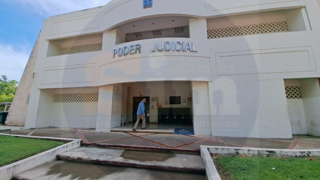 #QuintanaRoo Compadece #MaryHernández ante juez mercantil, por demanda de #’ChakMe’ex’