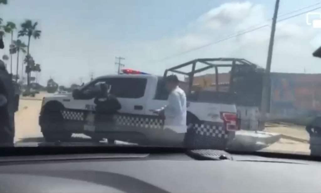 #Veracruz Denuncia Manuel Velasco que policías de Veracruz le apuntaron con&nbsp;armas