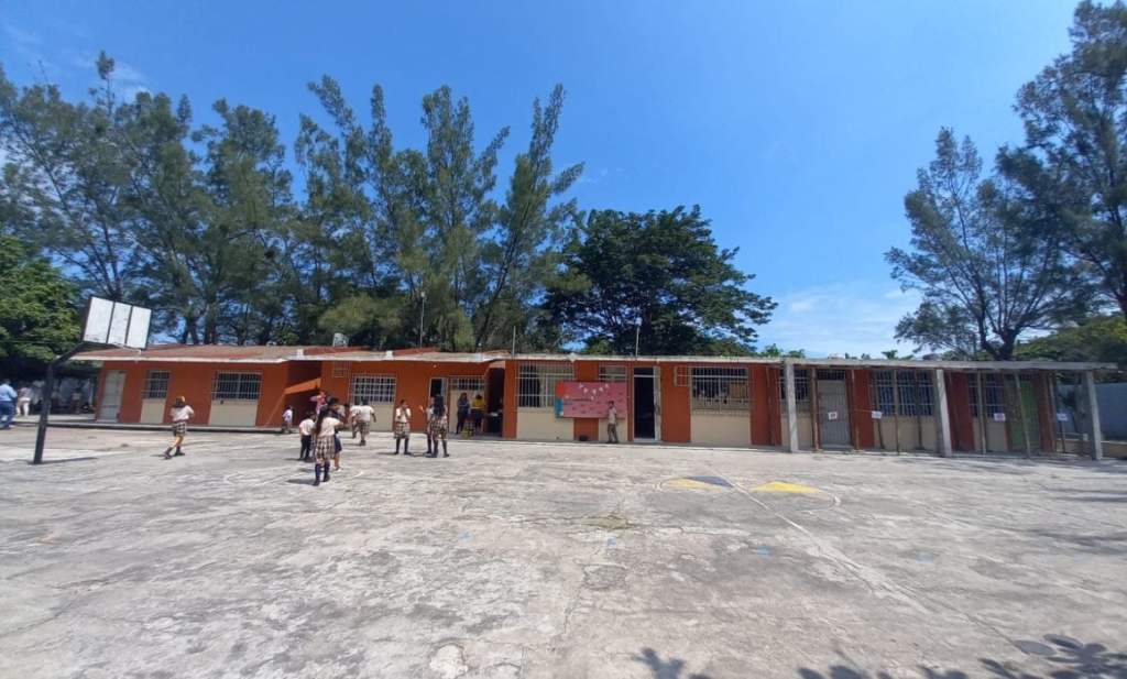 #Veracruz Colapsa techo de salón de Primaria del Puerto de&nbsp;Veracruz