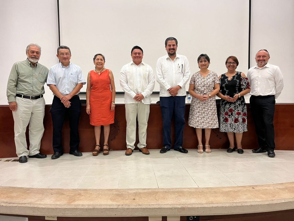 #Yucatán Celebran el XX Aniversario de la Licenciatura en Actuaría 