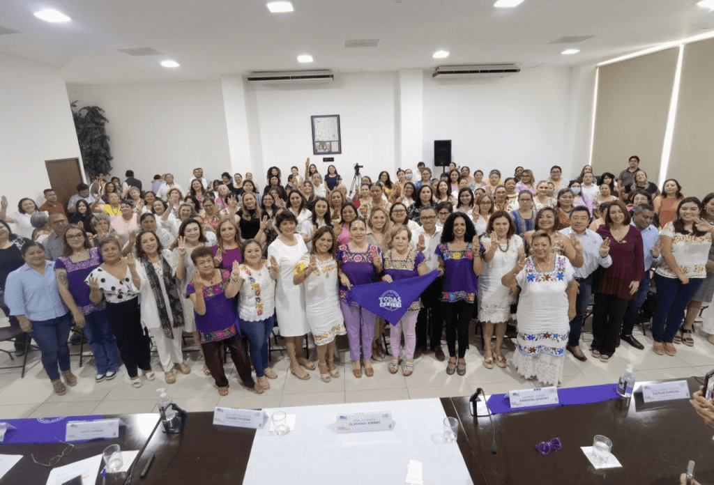 #Yucatán Inauguran las mesas de trabajo “El México que queremos las mujeres” 