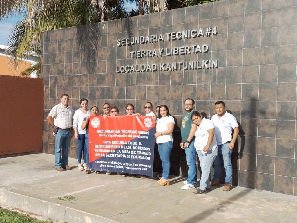 #QuintanaRoo Protestan maestros en #Kantunilkín, para denunciar irregularidades en cambios de&nbsp;adscripción