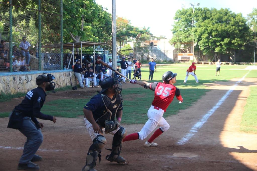 #Yucatán #Venados de la #Marista vencieron 4×2 a la #UniversidadModelo