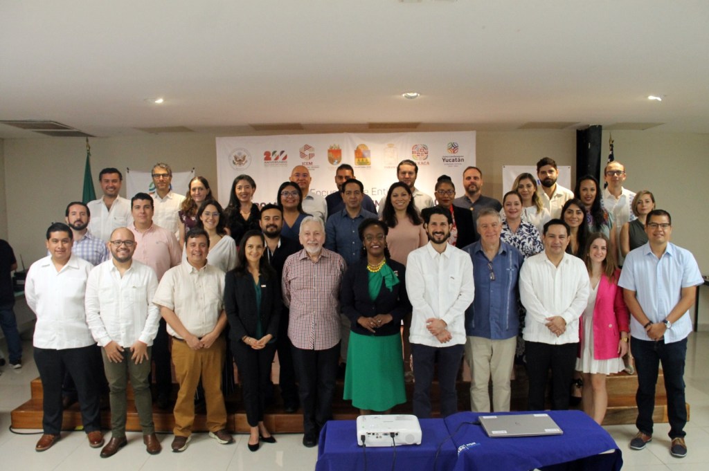 #Yucatán Impulsa el Gobierno del Estado encuentro para impulsar proyectos de desarrollo empresarial en la región&nbsp;sur-sureste