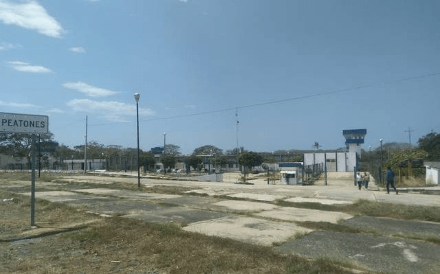 #Chiapas Riña entre reos en el #CERSS 13 de #Tonalá cobra la vida de un integrante del&nbsp;#Barrio18