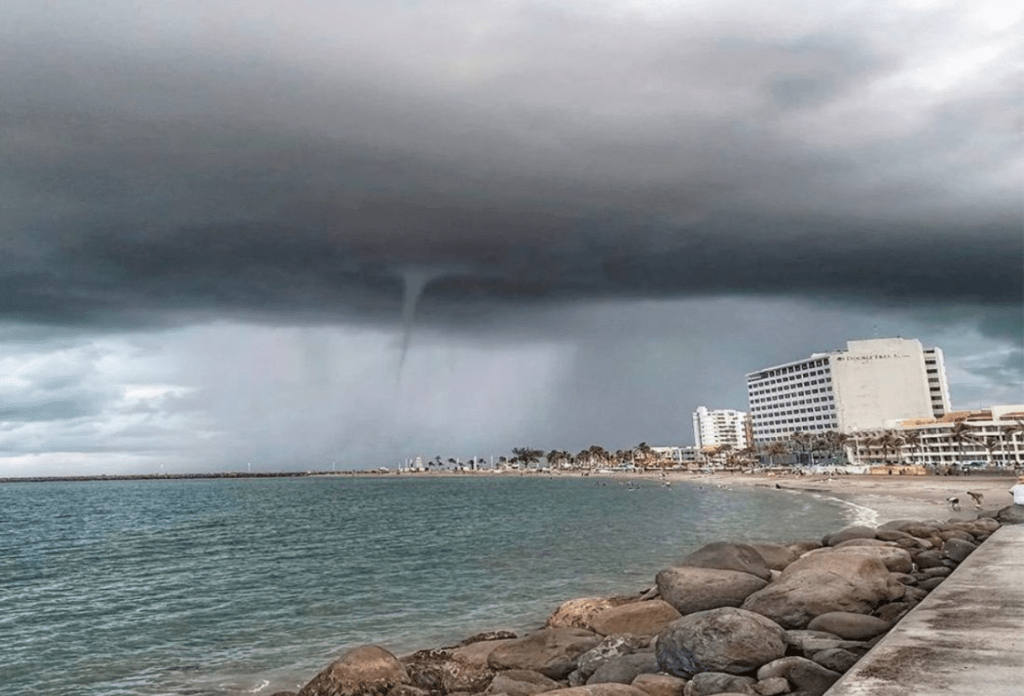 #Veracruz Advierten posible formación de trombas marinas por&nbsp;norte