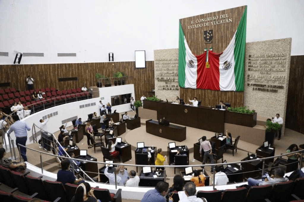 #Yucatán Rinden compromiso nuevos titulares de diversos&nbsp;cargos