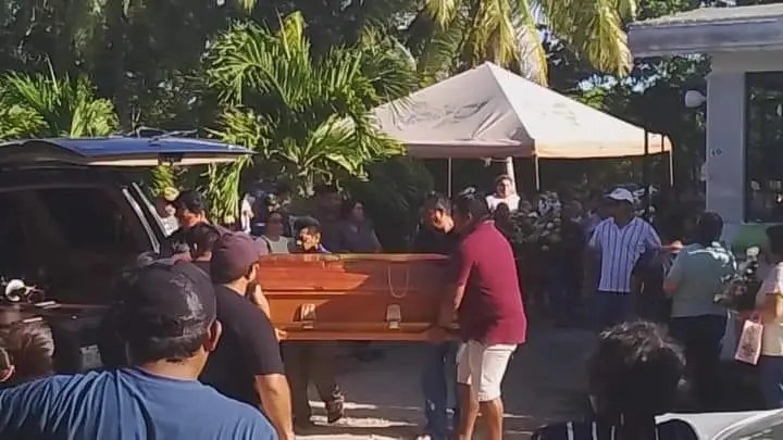 #Yucatan Recuerdan a ”Majo”, joven maestra que perdió la vida en Telchac&nbsp;Puerto