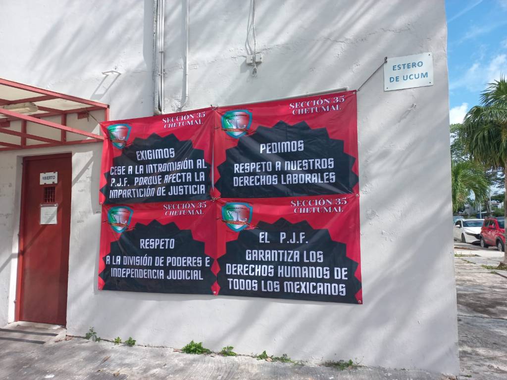 #QuintanaRoo Se suman trabajadores del Poder Judicial de la Federación en #Chetumal a movilizaciones contra&nbsp;recortes