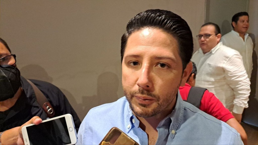 #QuintanaRoo Ve #RenánSánchezTajonar ‘normal’ promoción en redes de secretario de&nbsp;Finanzas