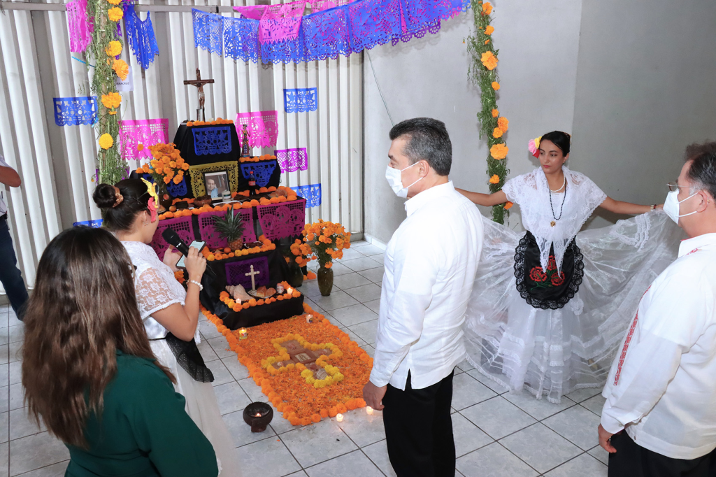 #Chiapas #RutilioEscandón convoca a la población a celebrar en paz y unidad el Día de&nbsp;Muertos