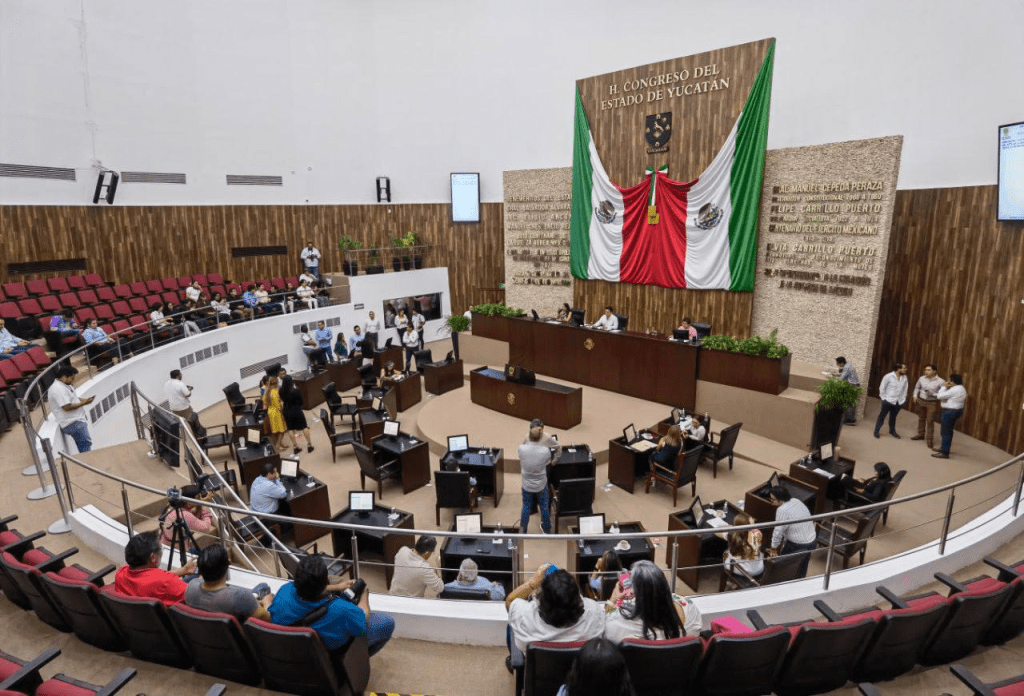 #Yucatán Comisiones iniciarán proceso para declarar patrimonio cultural intangible el #JanalPixán,  el bordado y la Chispa de la Rebelión de #Valladolid 