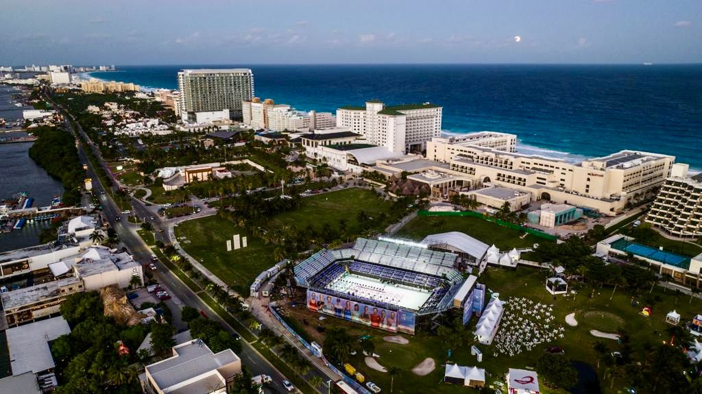 #QuintanaRoo Se suman tenistas checas a quejas por canchas ‘indignas’ de la #WTA en&nbsp;#Cancún