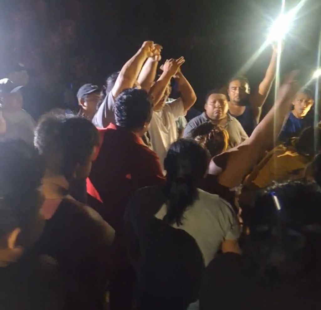 #QuintanaRoo ‘Ablandan’ ejidatarios de #Xmaben bloqueo en la carretera a #Valladolid, tras diálogo con pobladores de El&nbsp;Señor