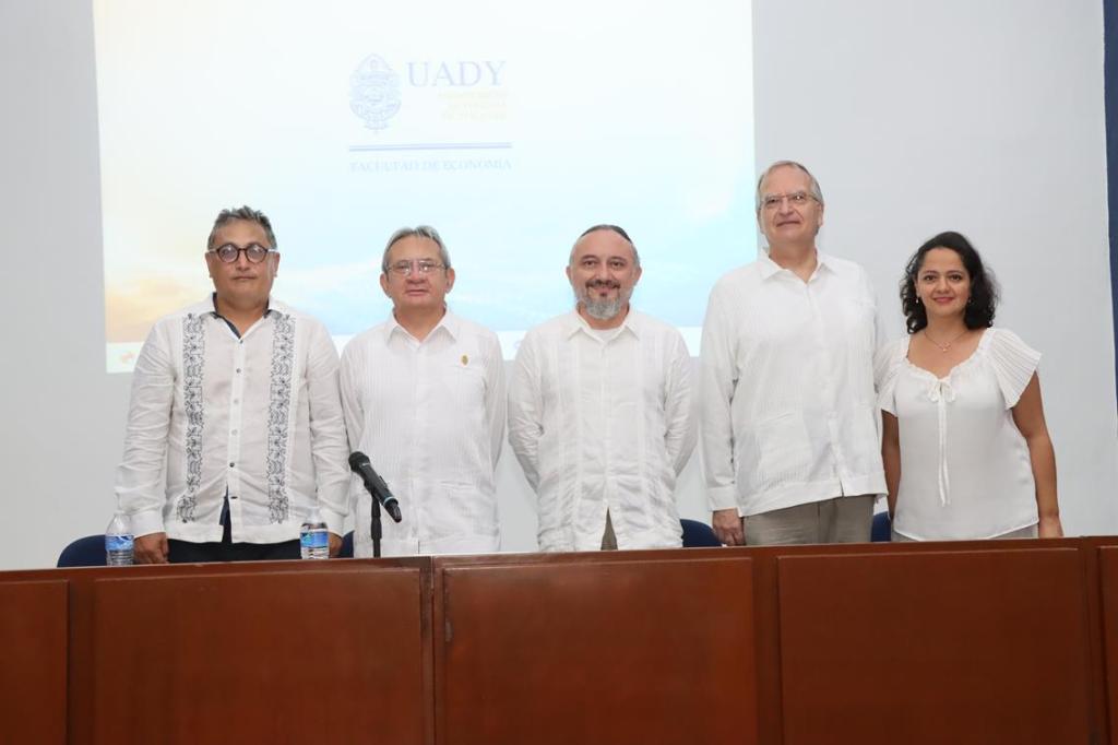 #Yucatán La sociedad debe participar en las decisiones del Poder Legislativo 