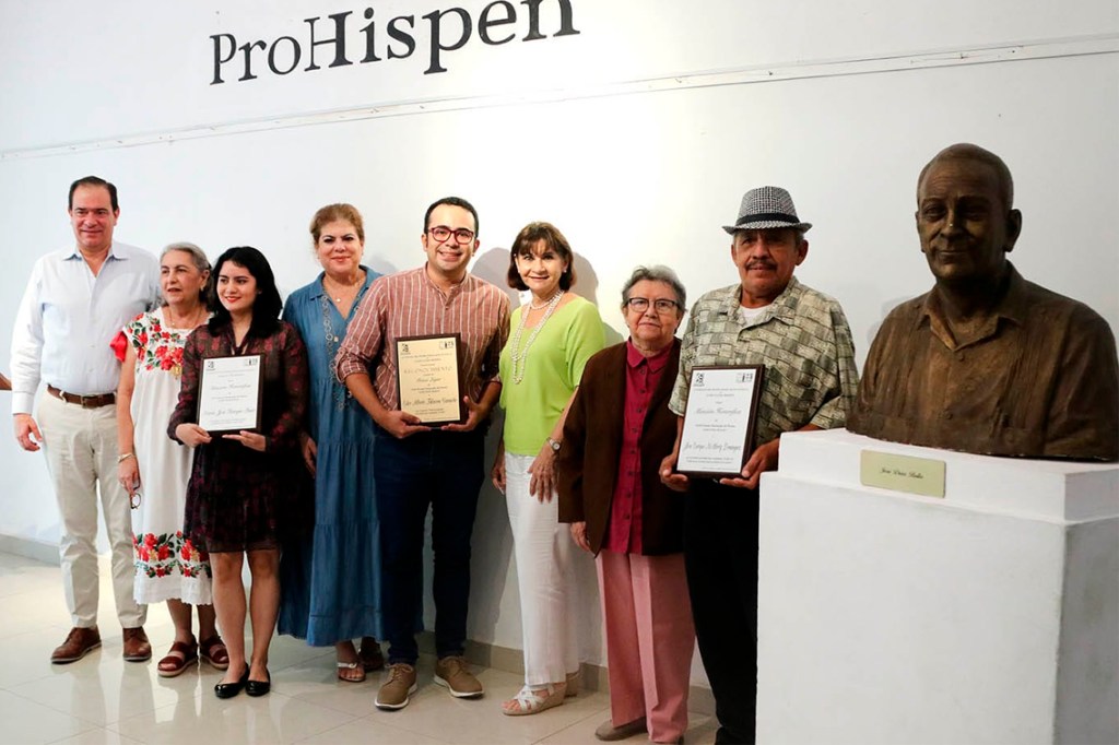 #Yucatán Estudiante #UADY gana Premio Peninsular de Poesía «José Díaz&nbsp;Bolio»