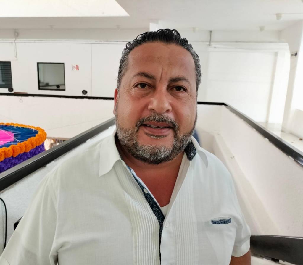 #QuintanaRoo Marketing chafa y barato’, acusaciones entre morenistas, afirma&nbsp;#JorgeSanén