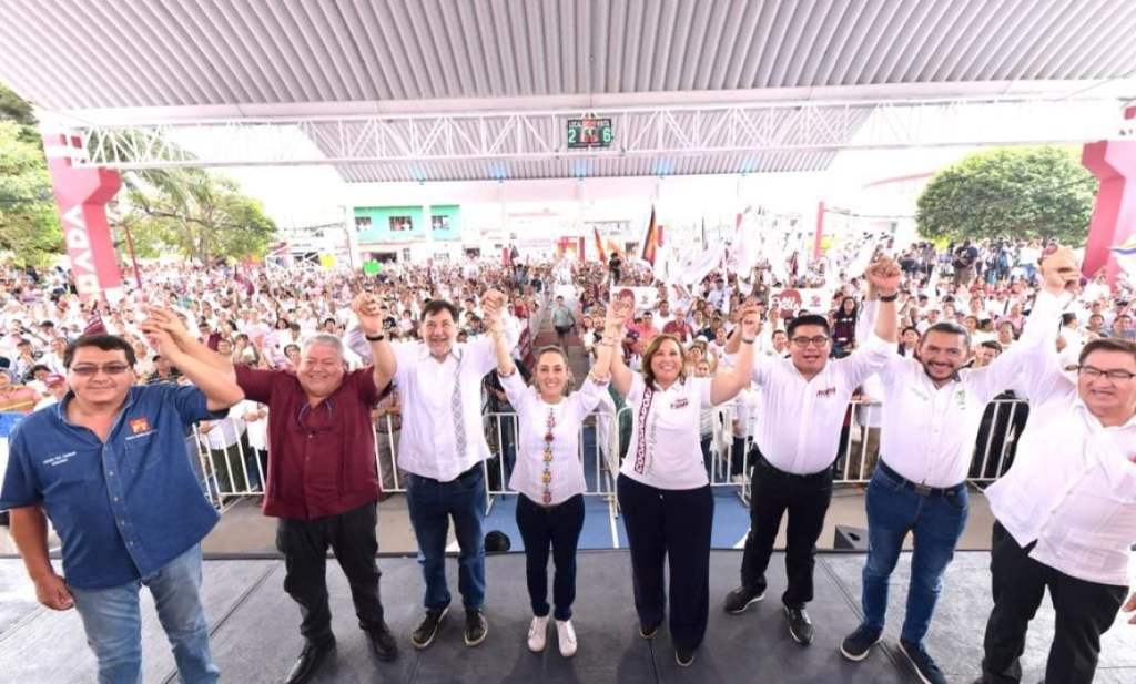 #Veracruz Ángel R. Cabada se viste de gala con Claudia&nbsp;Sheinbaum