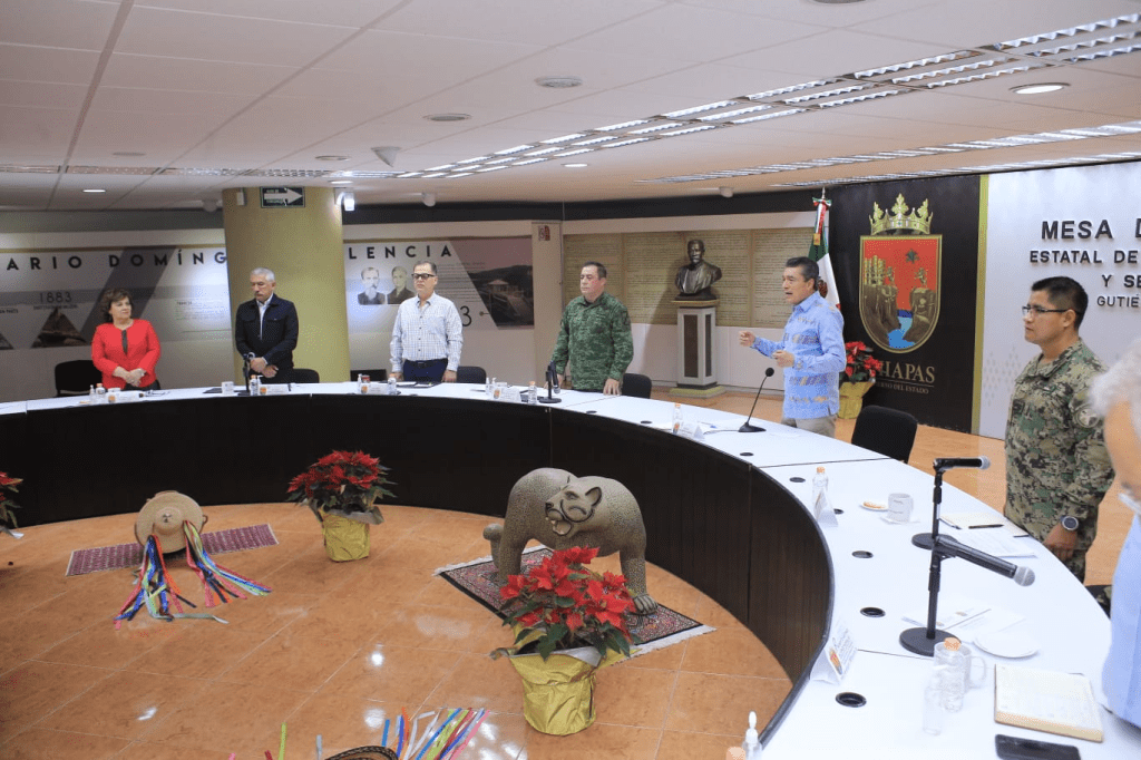 #Chiapas Celebra #RutilioEscandón reinicio de operaciones de #MexicanadeAviación