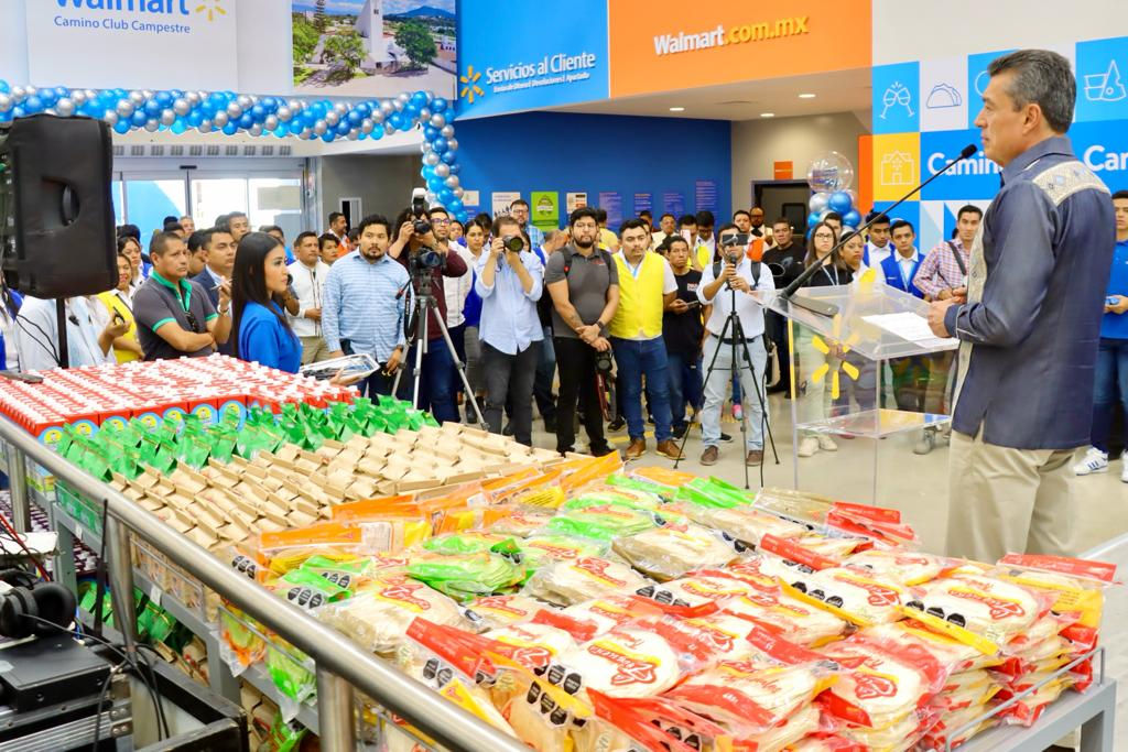 #Chiapas Inaugura #RutilioEscandón la sucursal de #WalmartSupercenter #ClubCampestre en #TuxtlaGutiérrez