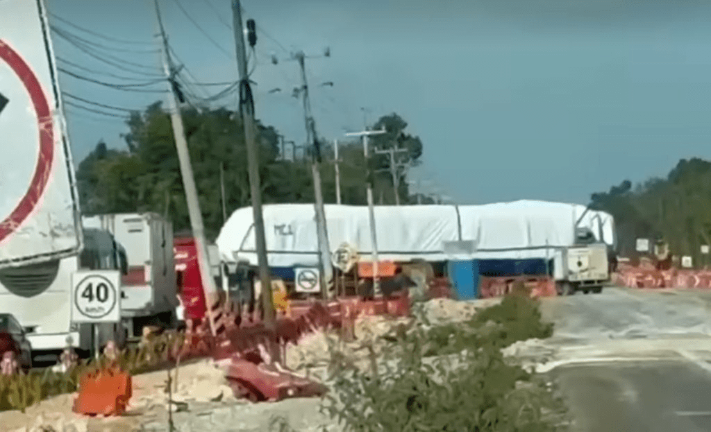 #QuintanaRoo Arriban a #Cancún 4 nuevos vagones del #TrenMaya 