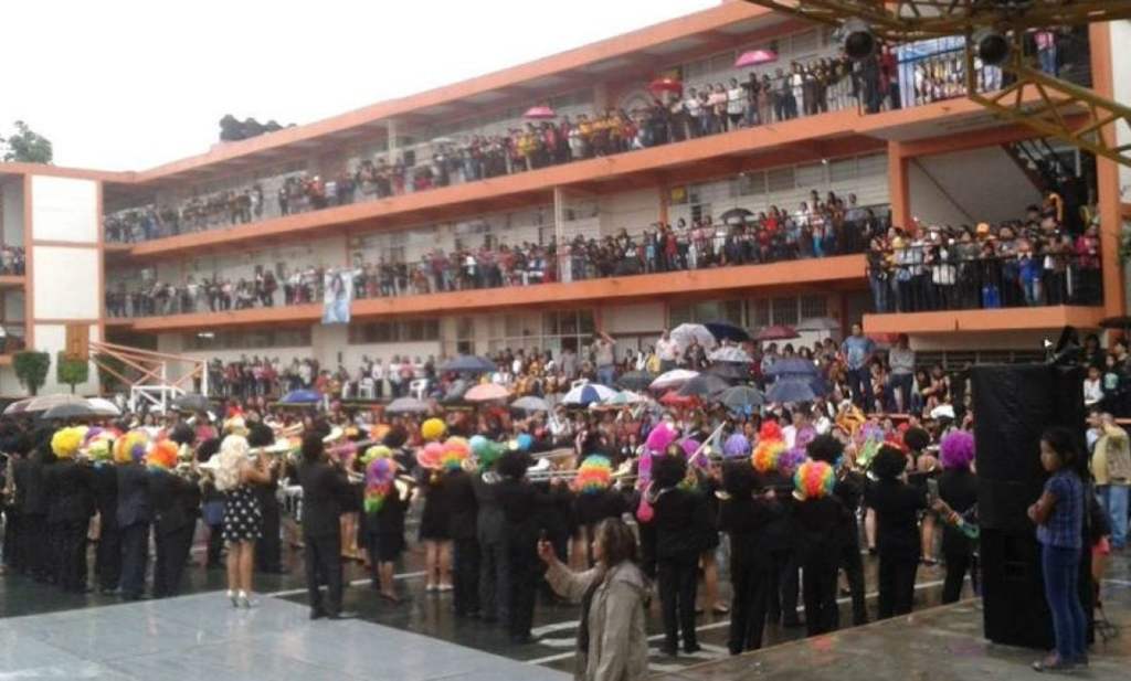 #Veracruz Denuncian padres de familia de la Técnica 3 de Xalapa desfalco por 1.5&nbsp;mdp