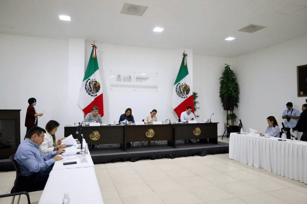 #Yucatán Inicia el estudio y análisis de iniciativas enviadas por el Ejecutivo Estatal 