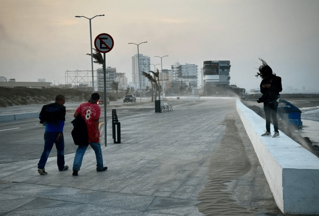 #Veracruz Anuncian nuevo frente frío; dejará un evento de&nbsp;norte