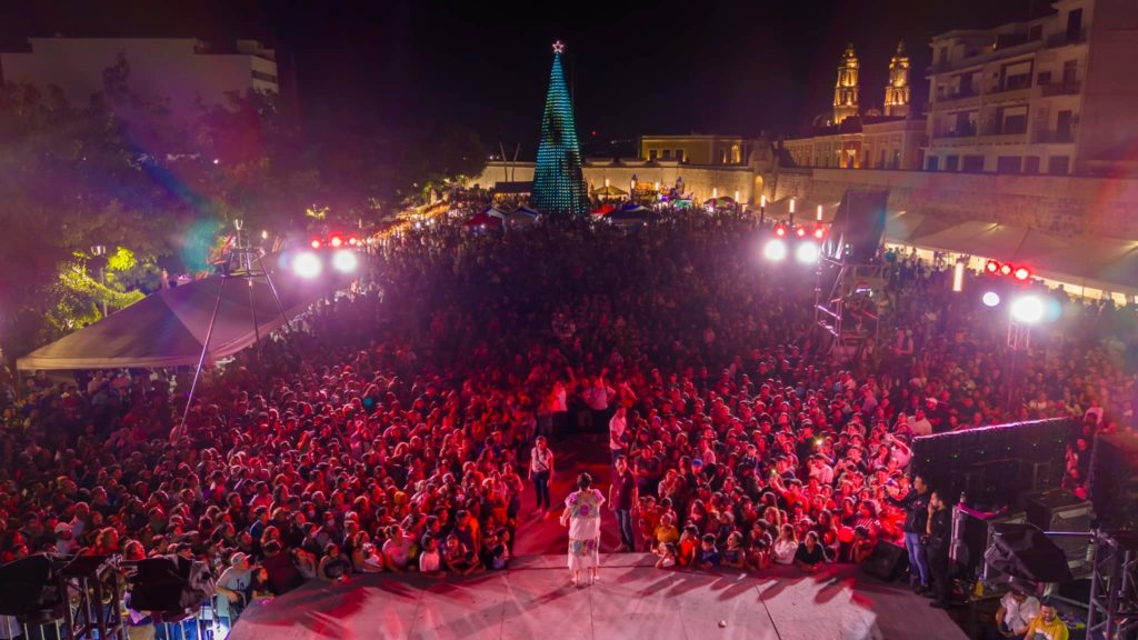 #Campeche Campechanos disfrutan del paseo de reyes del&nbsp;#Jaguar