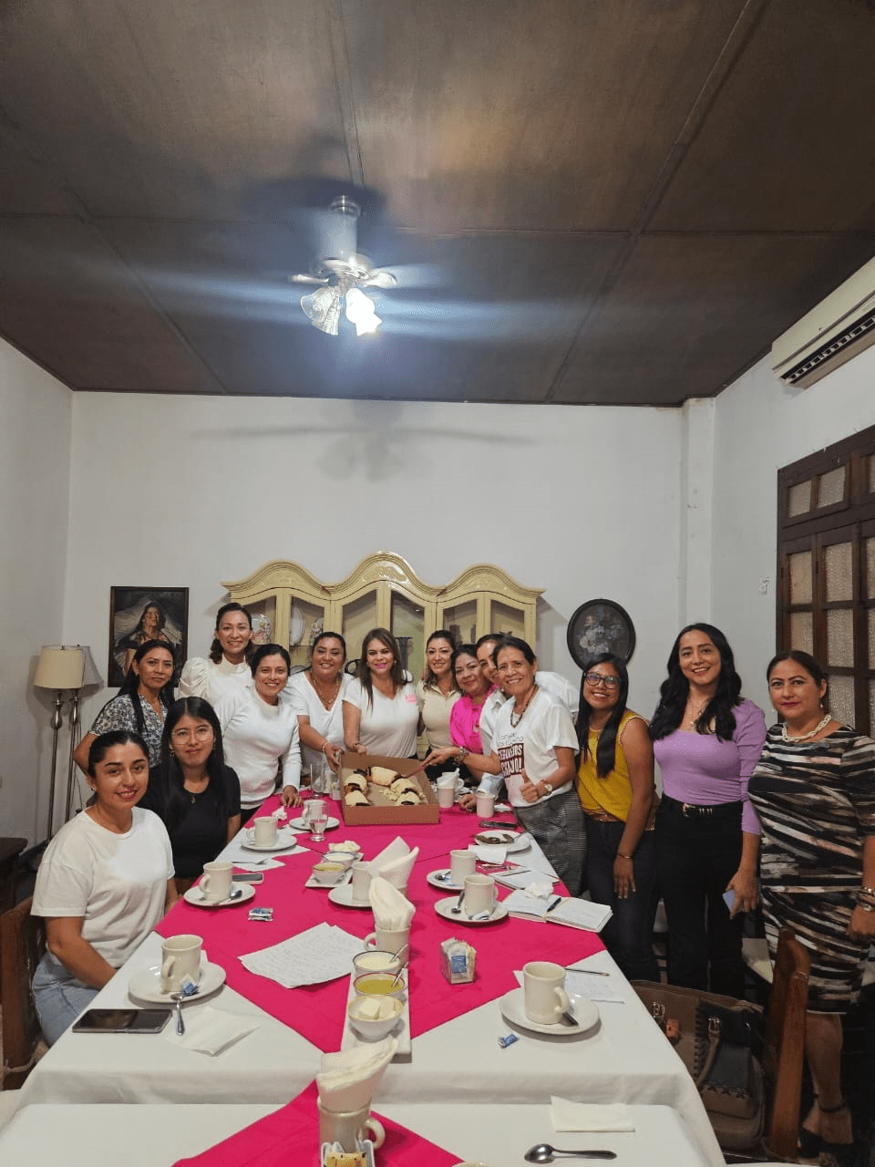 #Chiapas Se reunió el grupo plural de mujeres «Chiapanecas con&nbsp;#Claudia»