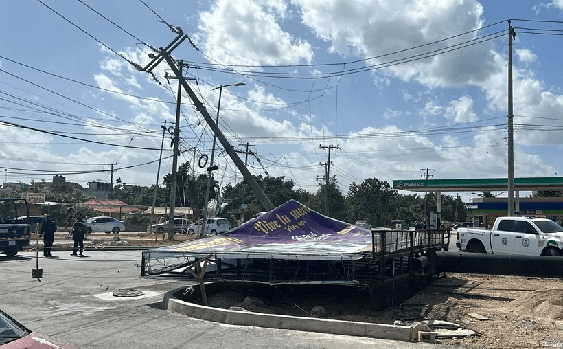 #QuintanaRoo Vientos de hasta 90 kilómetros por hora sorprenden a locales y turistas en&nbsp;#Cancún