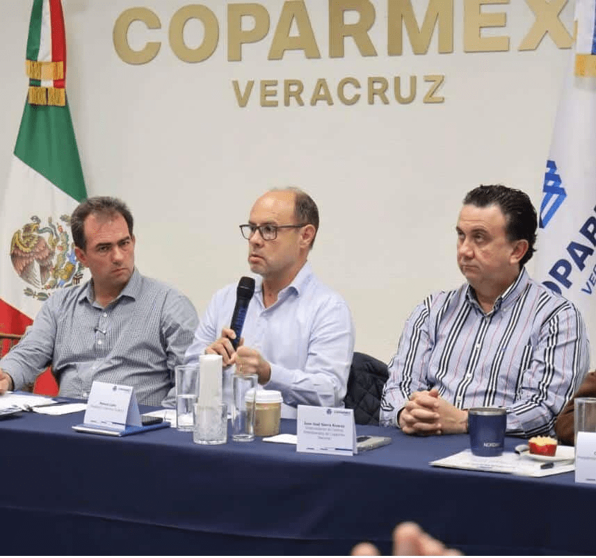 #Veracruz #JoséYunes se reúne con empresarios de la&nbsp;#Coparmex