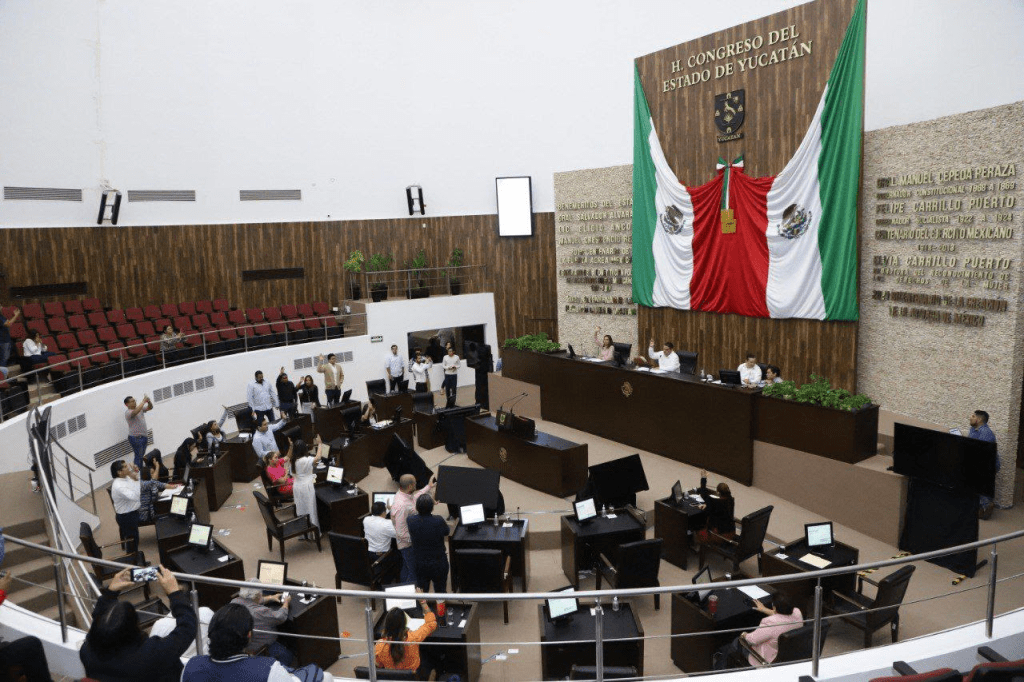 #Yucatán Continúa el análisis de la Glosa del V Informe de Gobierno 