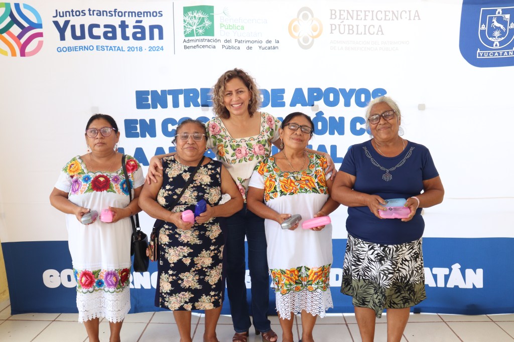 #Yucatán La beneficencia pública entrega lentes graduados a Mil 448 yucatecas y&nbsp;yucatecos
