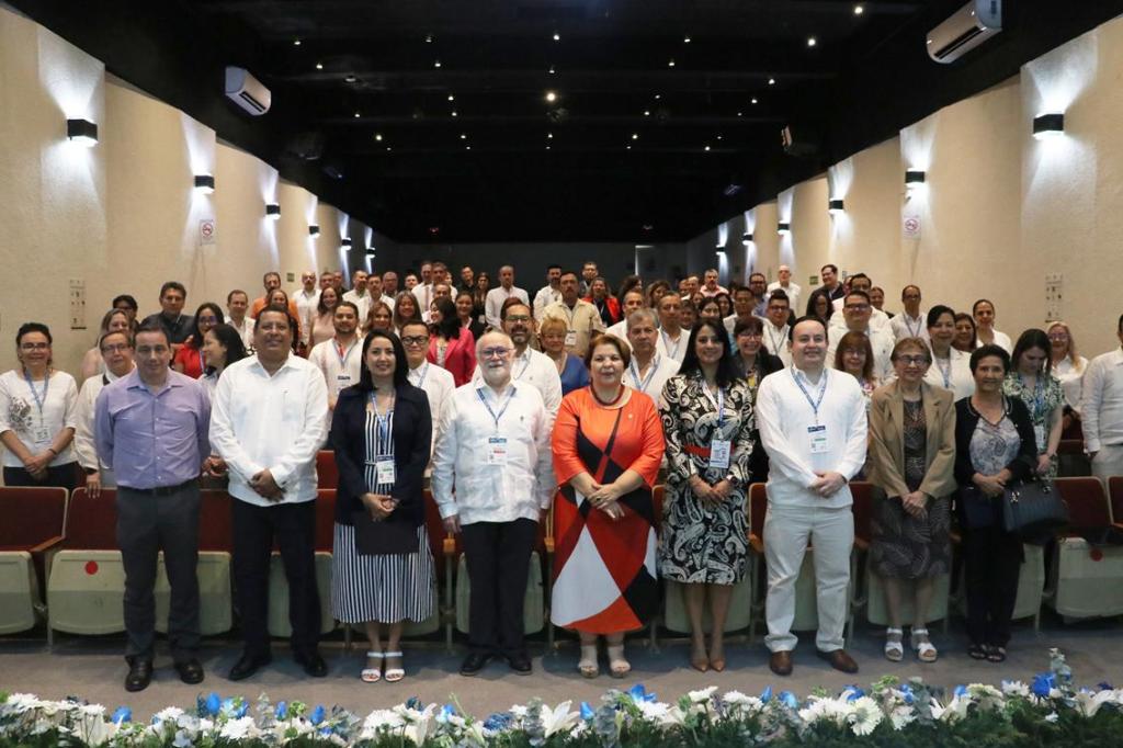 #Yucatán Odontólogos de México se reúnen para intercambiar conocimientos y&nbsp;experiencias