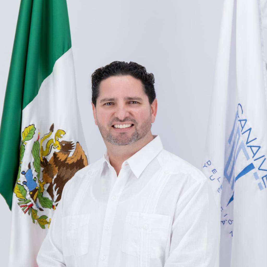 #Yucatán La #Canaive, elijen a Luis G. González como su&nbsp;presidente