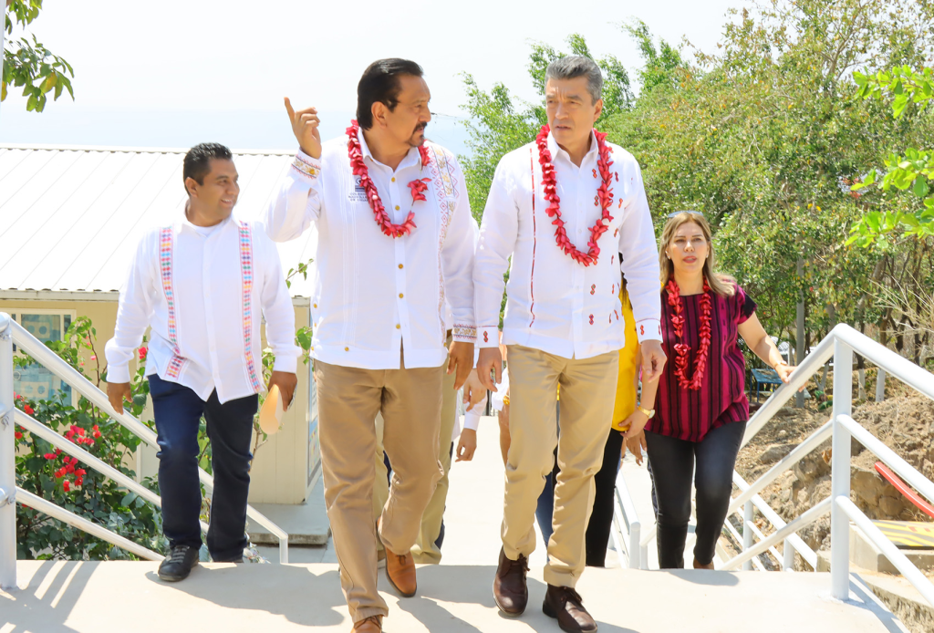 #Chiapas Buscan brindar espacios educativos dignos, modernos, funcionales a cobachenses de #VenustianoCarranza