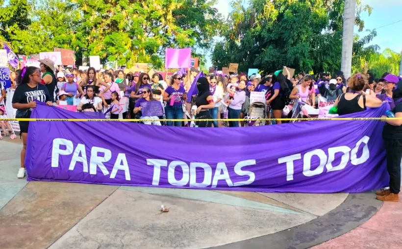 #QuintanaRoo Marchan mujeres y colectivos feministas en conmemoración del&nbsp;#8M