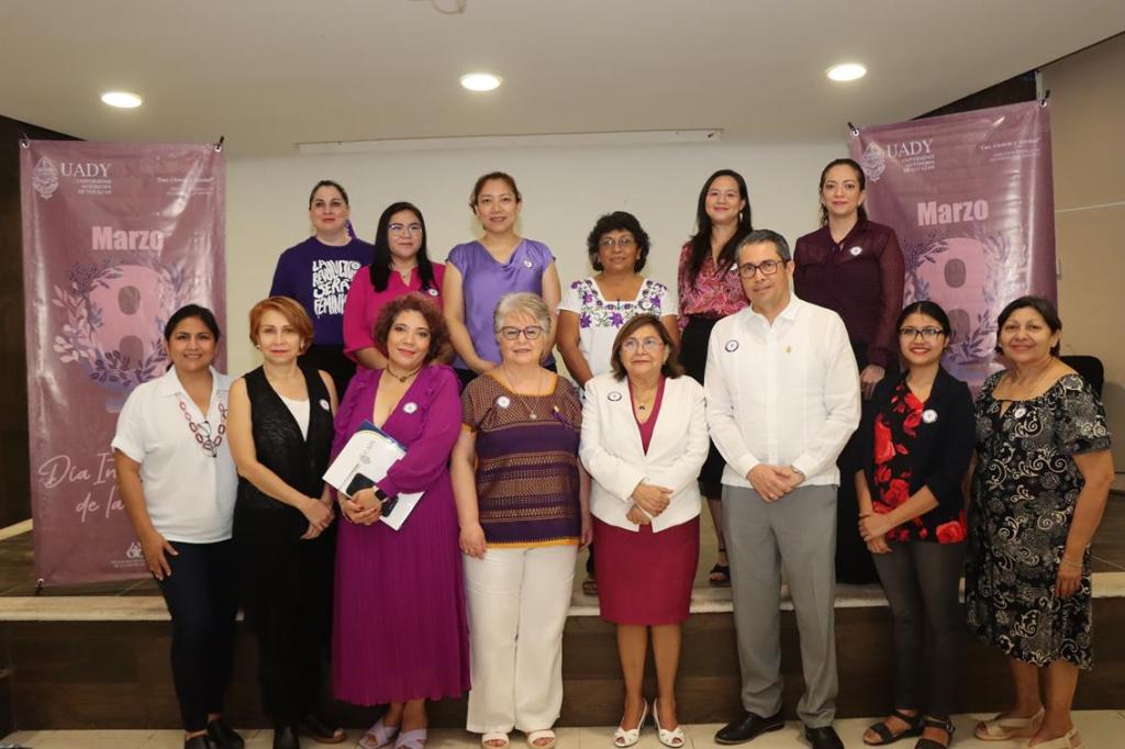 #Yucatán Nuestra lucha es por la vida de las mujeres, no contra los hombres: Abogada&nbsp;feminista